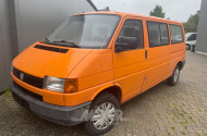 VOLKSWAGEN T4, orange, langer Radstand
