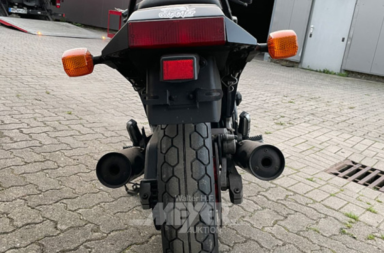 Motorrad KAWASAKI ZX900A, rot/grau