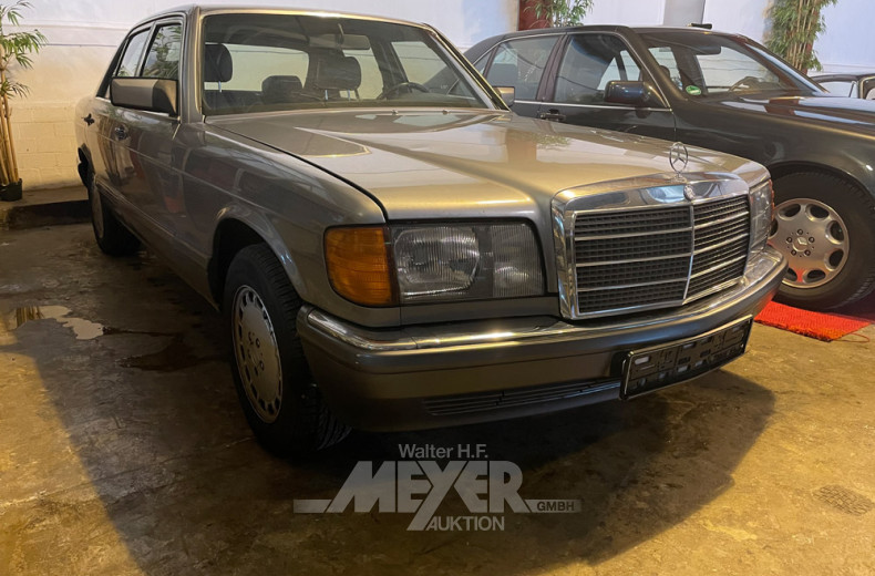 MERCEDES-BENZ 420SE W126,