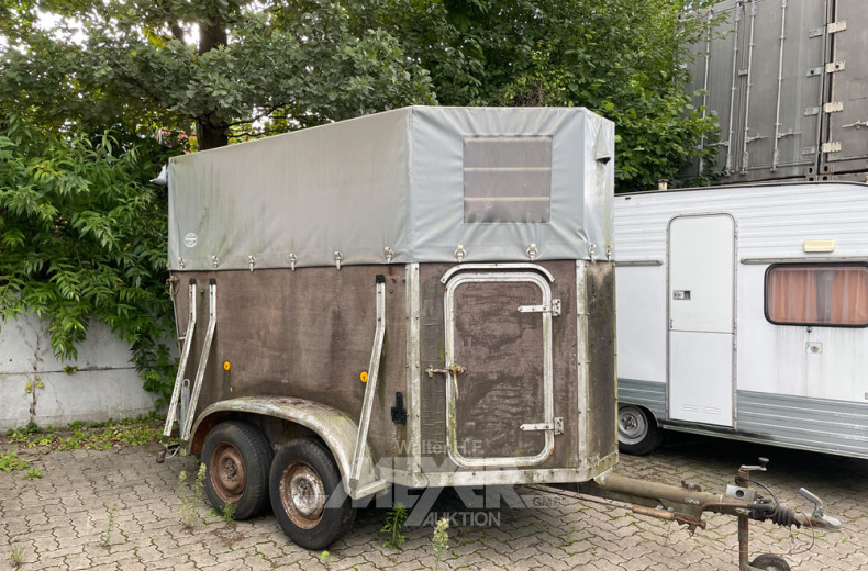 Pferdeanhänger WESTERIA