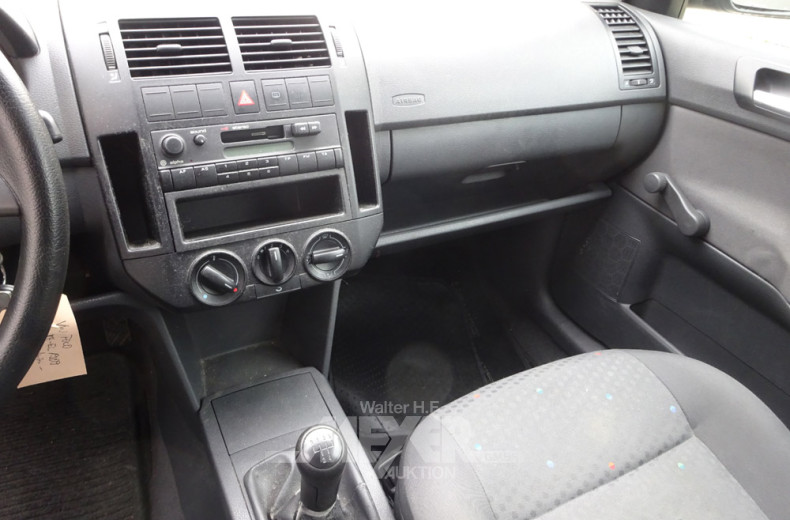 VOLKSWAGEN Polo 9n, Aubergine metallic,