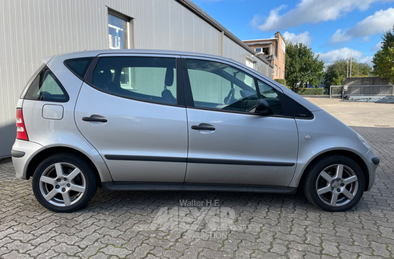 MERCEDES-BENZ A160 Classic, silber,