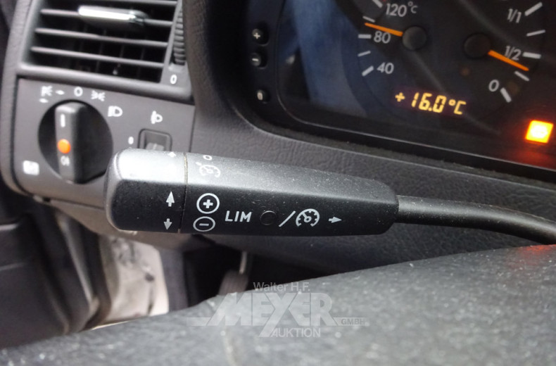 MERCEDES-BENZ C180 Elegance, silber,