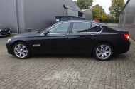 BMW 750iL F01 V8, Black Sapphire