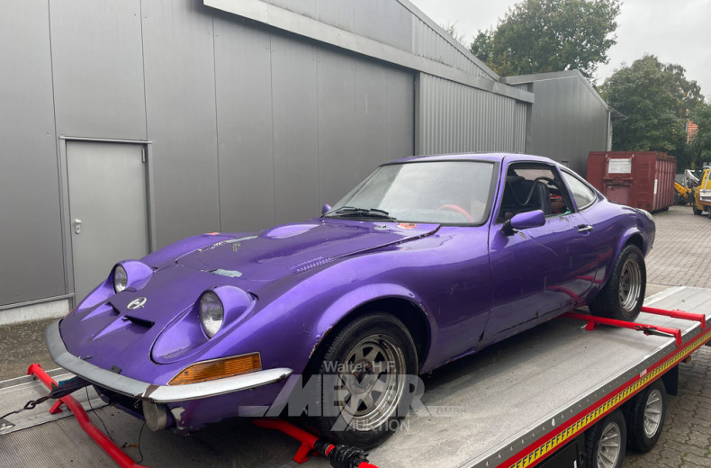 Opel GT A-L, violett, teilzerlegt