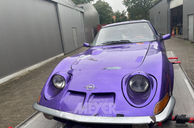 Opel GT A-L, violett, teilzerlegt