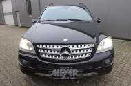 MERCEDES-BENZ ML320 CDI 4Matic, schwarz
