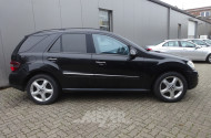 MERCEDES-BENZ ML320 CDI 4Matic, schwarz