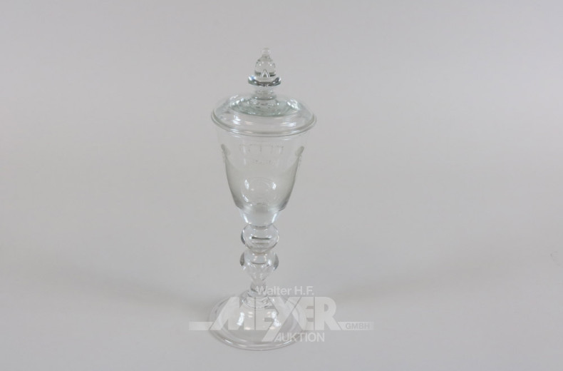 Kristall-Deckelpokal