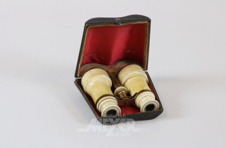 Fernglas, Ende 19 Jhd., mit Horn,