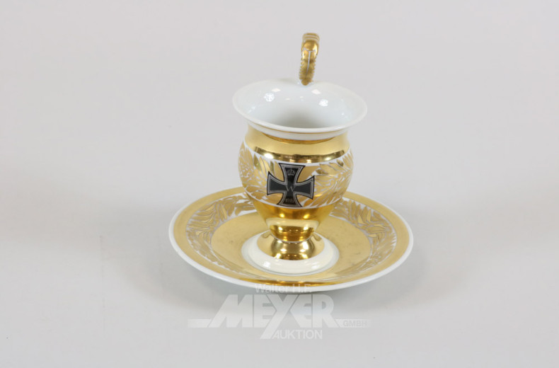 Porz.-Tasse, KPM - Eisernes Kreuz 1914,