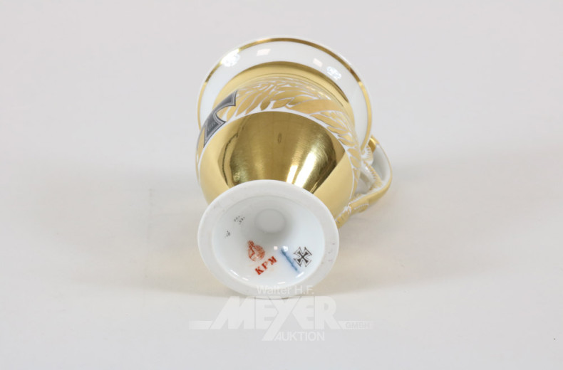 Porz.-Tasse, KPM - Eisernes Kreuz 1914,