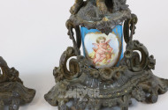 Paar Metallfiguren ''Putti'',