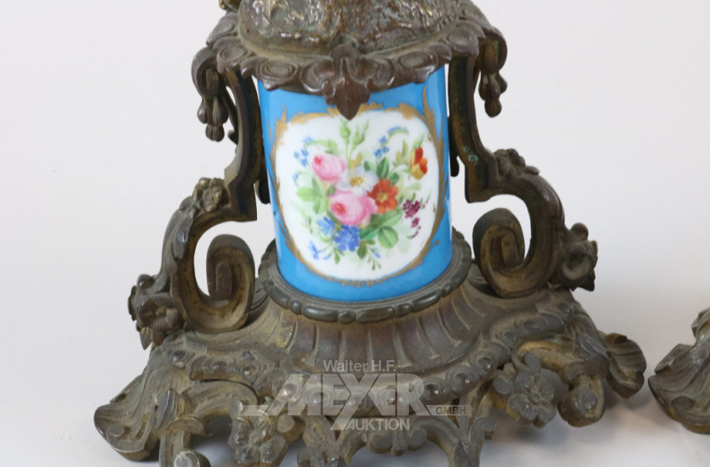 Paar Metallfiguren ''Putti'',