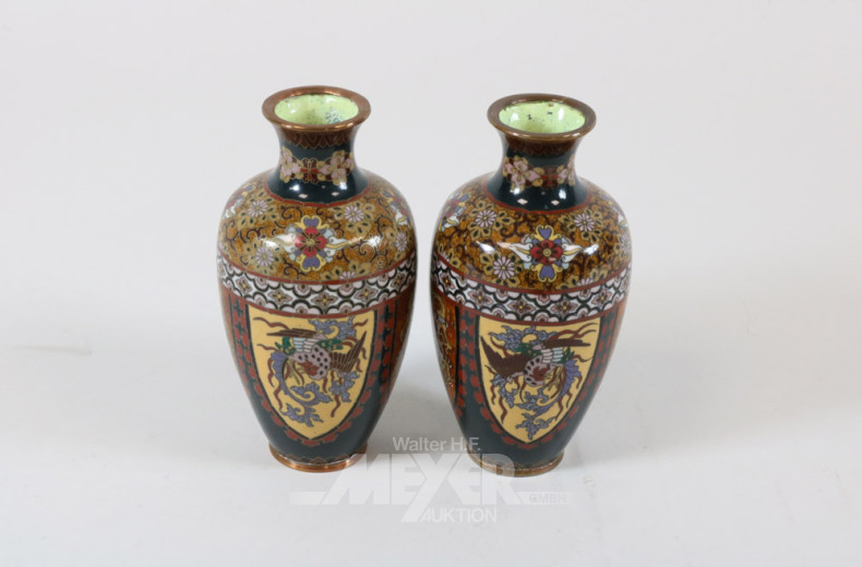 Paar kl. Cloisonnè-Vasen,