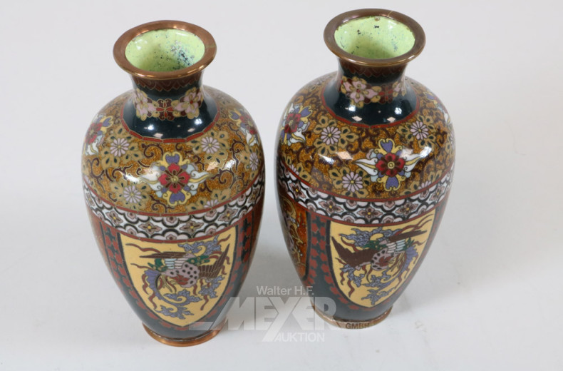 Paar kl. Cloisonnè-Vasen,