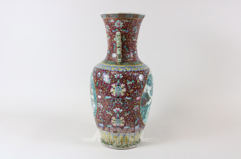 gr. Porzellan-Henkelvase,