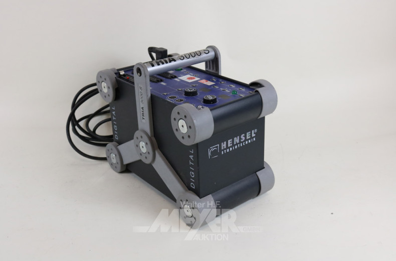 Blitzgenerator HENSEL TRIA 3000s,