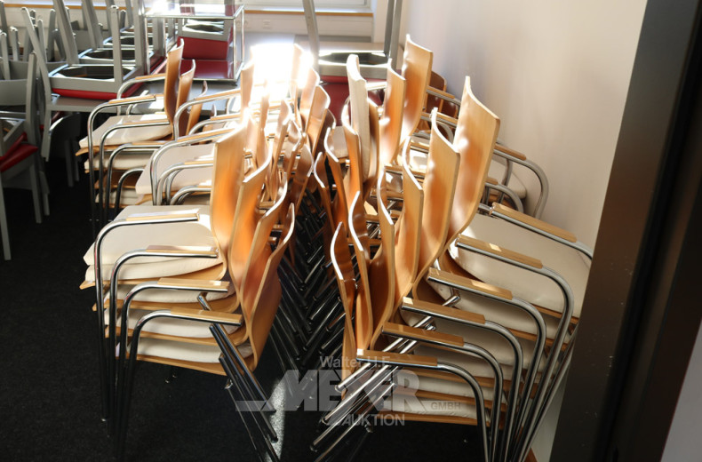20 Seminarstühle, Buche auf Metallgestell,