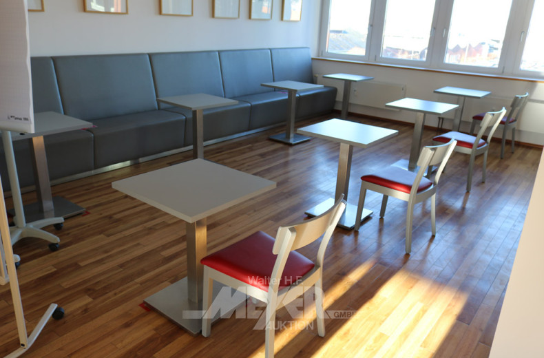 Bistroausstattung bestehend aus: