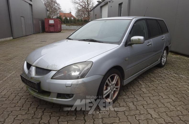 Mitsubishi Lancer, silber