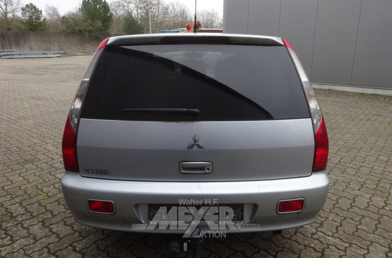 Mitsubishi Lancer, silber