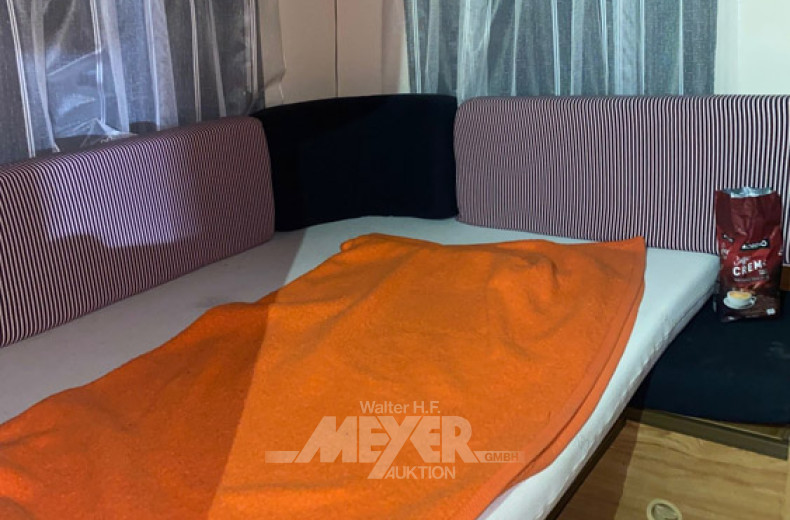 Wohnwagen Bürstner, einachsig, beige