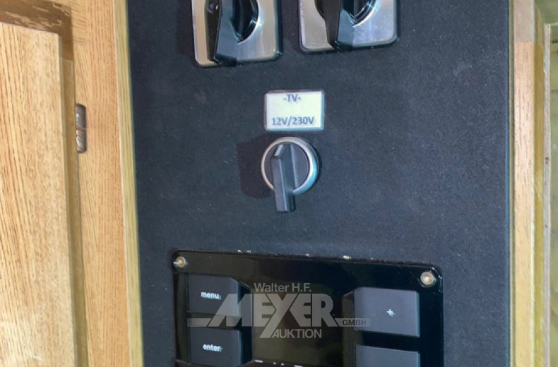 Wohnwagen Bürstner, einachsig, beige