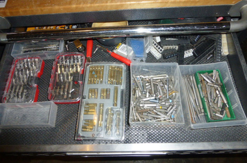 Werkzeugwagen mit 4 Schubladen