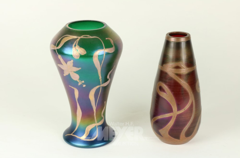 2 Glas-Vasen, tlw. Jugendstildekor,