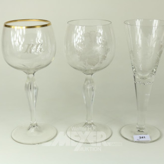 3 Gläser, tlw. mit Wappendarstellung