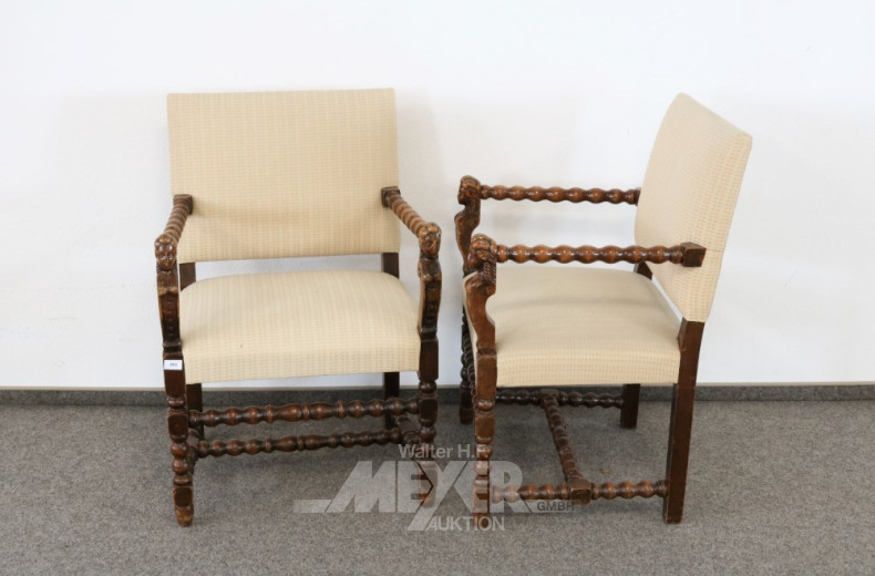 Paar Armlehnstühle/Sessel, Nußbaum