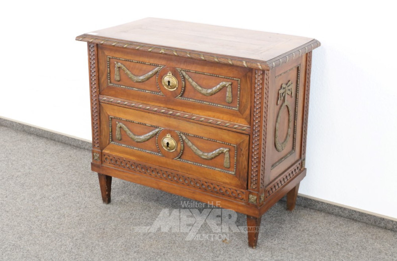 kl. Kommode, Louis XVI um 1780,