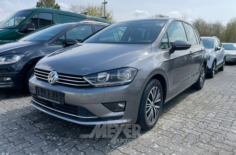 VOLKSWAGEN Golf, grau