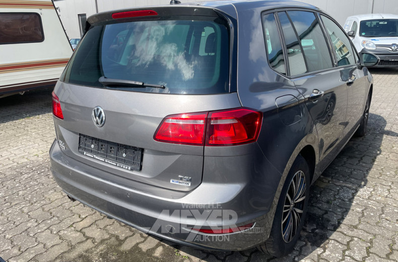 VOLKSWAGEN Golf, grau