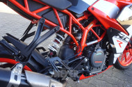 Motorrad KTM RC390 R Rennsport (Replica)