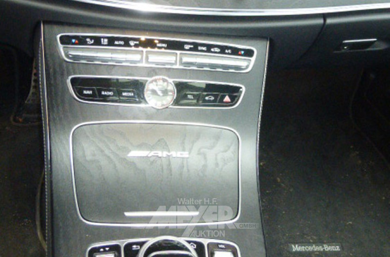 MERCEDES BENZ AMG E63S 4Matic