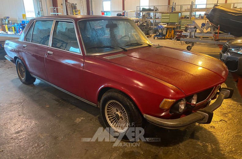 Oldtimer BMW 3.0l, rot