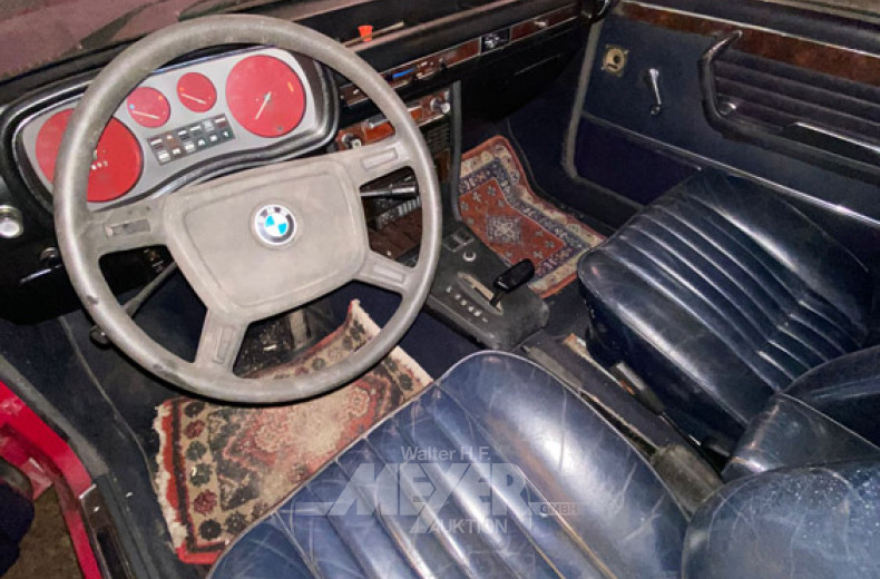 Oldtimer BMW 3.0l, rot