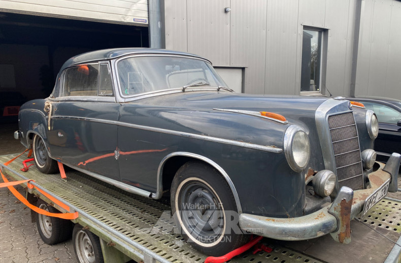 MERCEDES-BENZ W180II 220S Coupe