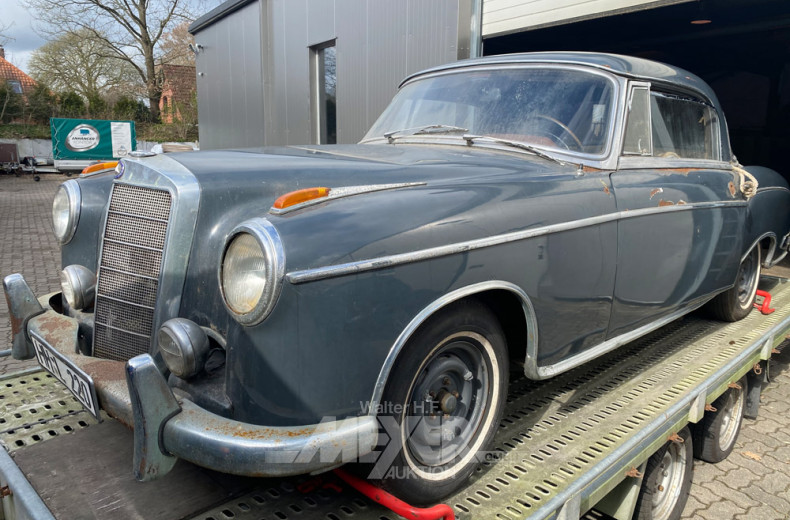 MERCEDES-BENZ W180II 220S Coupe