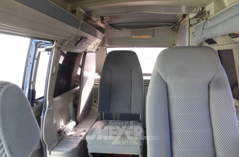 VOLKSWAGEN T4 2.5l, blau