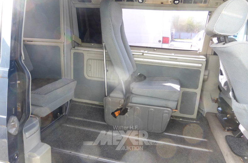 VOLKSWAGEN T4 2.5l, blau