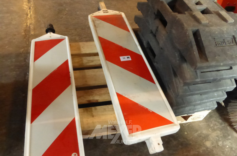 5 Sicherheitsbaken mit Gummifüßen