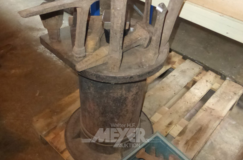 Gesenkbiegebock mit Zubehör