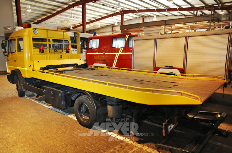 MERCEDES-BENZ 817D Abschleppfahrzeug