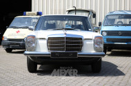 MERCEDES-BENZ W115/8 200er, cremefarben