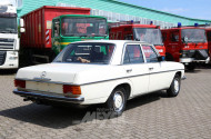 MERCEDES-BENZ W115/8 200er, cremefarben