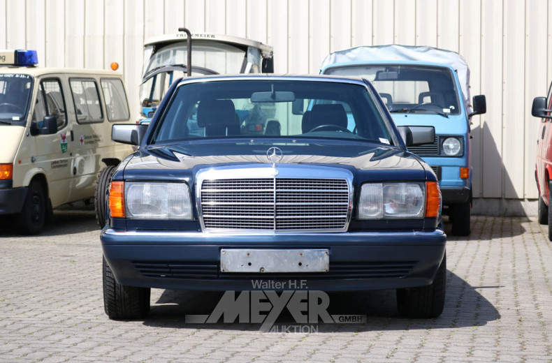MERCEDES-BENZ W126 500SE, dkl. blau