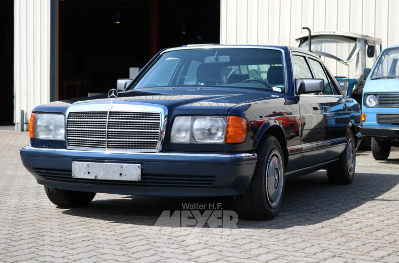 MERCEDES-BENZ W126 500SE, dkl. blau